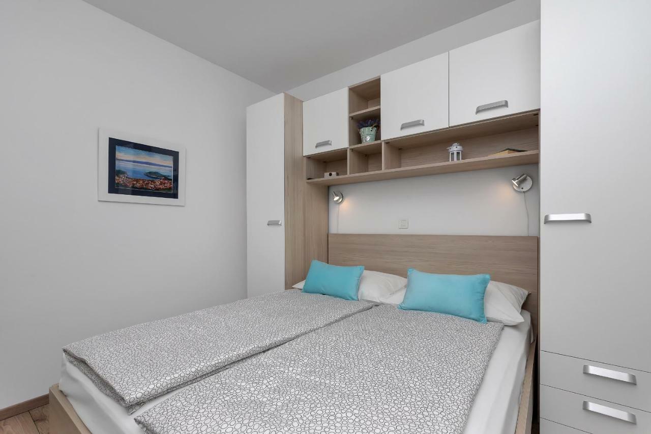 Apartment Amari Seaview มาคาร์สกา ภายนอก รูปภาพ