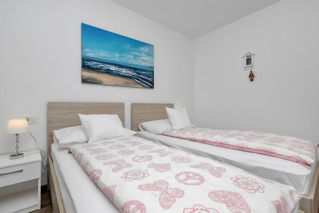 Apartment Amari Seaview มาคาร์สกา ภายนอก รูปภาพ